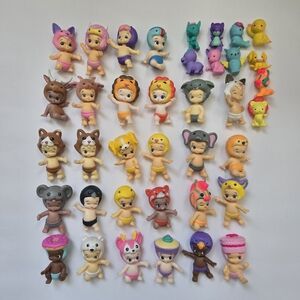 Twozies Babies Moose Toys Lot Of 28 Babies + 10 Pets